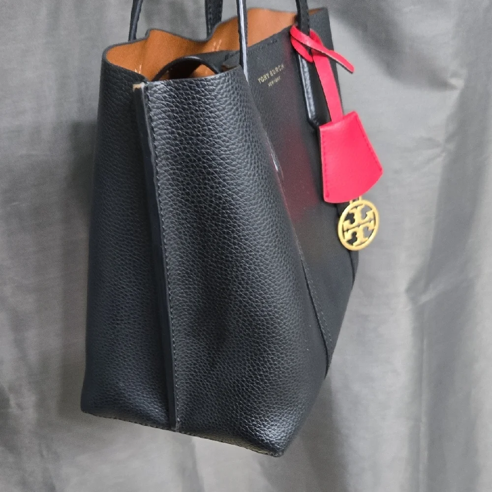 Tory Burch Black Tote EUC - Picture 12 of 14